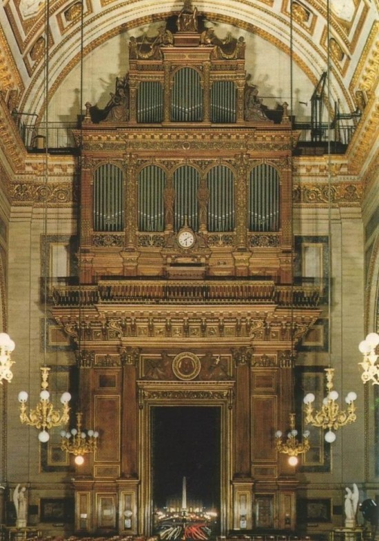 Церковь Мадлен - орган