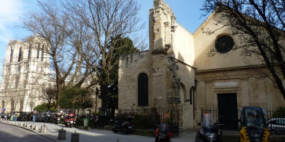 Церковь Сен-Жюльен-ле-Повр