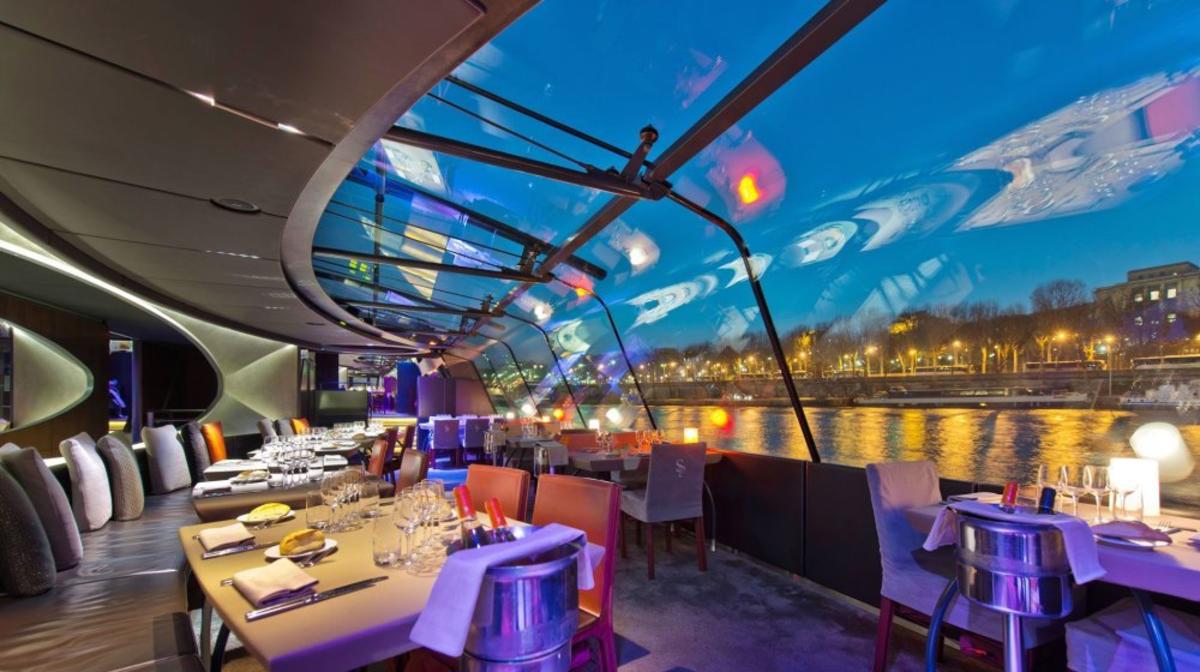 Radisson ужин. Круиз по сене Bateaux parisiens. Ужин в Париже