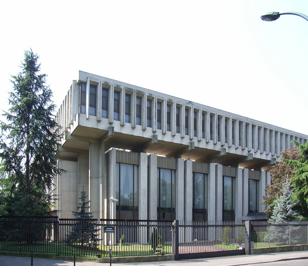 Школа при посольстве россии в словакии где жить в лондоне
